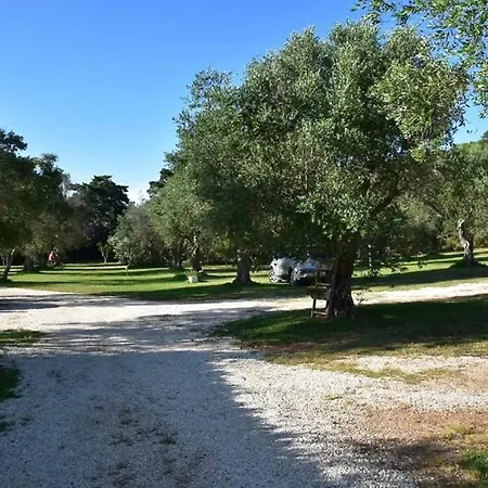 مزرعة للإقامة Massaro Pietro أوترانتو